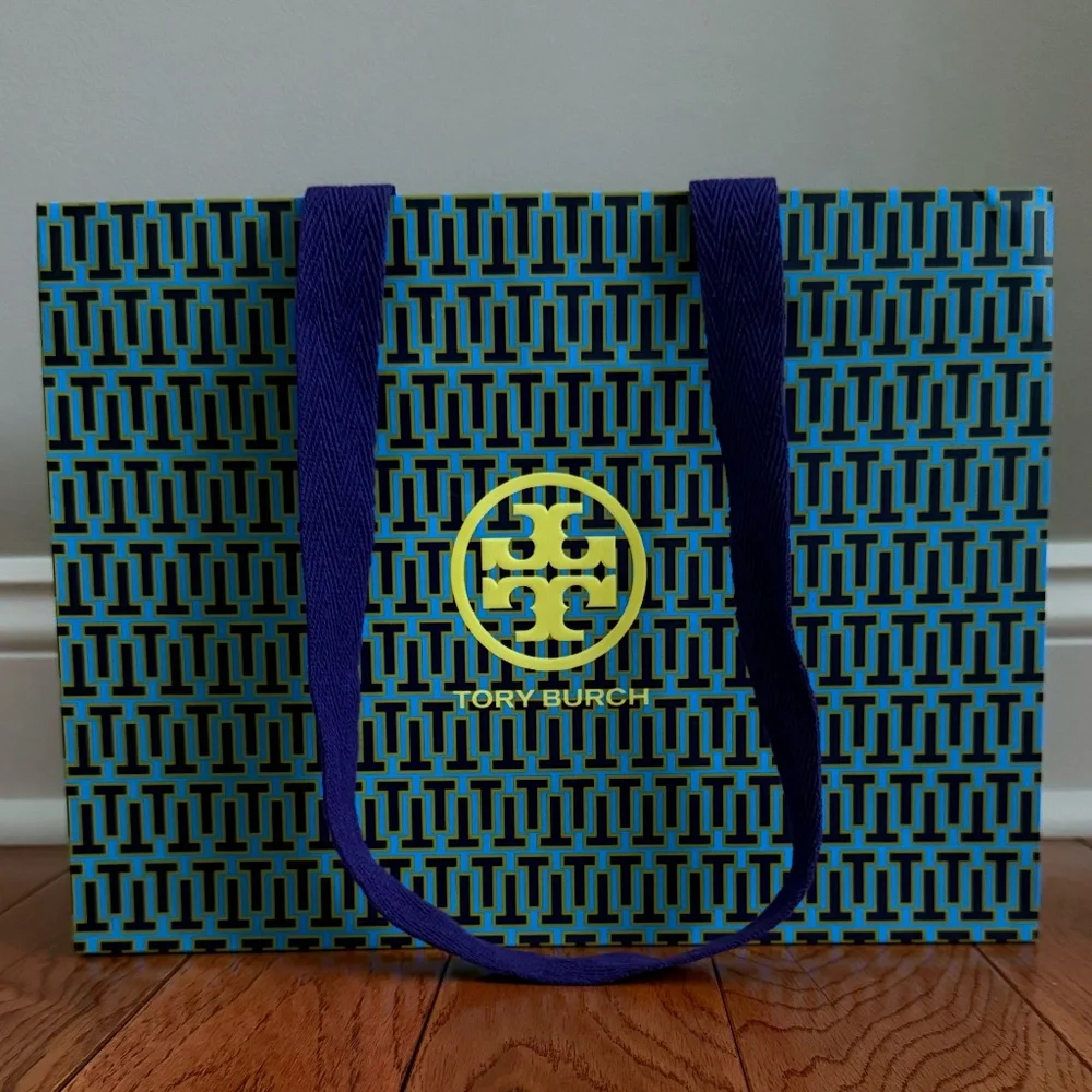 NWT, Tory Burch, Robinson Zip Continental Leather Wallet, Dark Brown